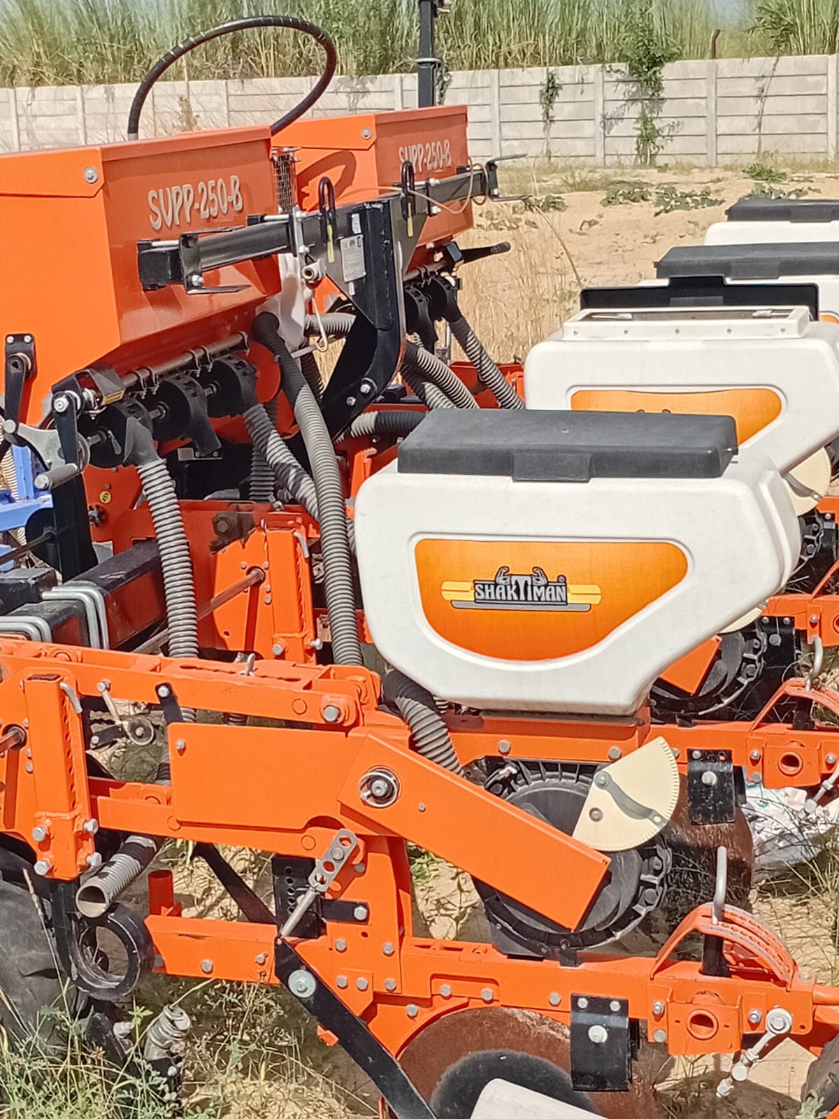 Shaktiman Pneumatic Planter Four Row SPVV250